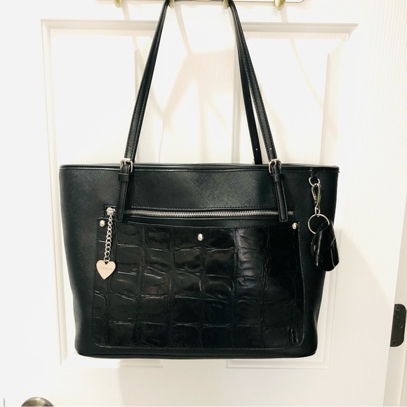 New Aurielle Saffiano & Croco Embossed Leather Tote in Black. Perfect Condition. - Picture 13 of 14